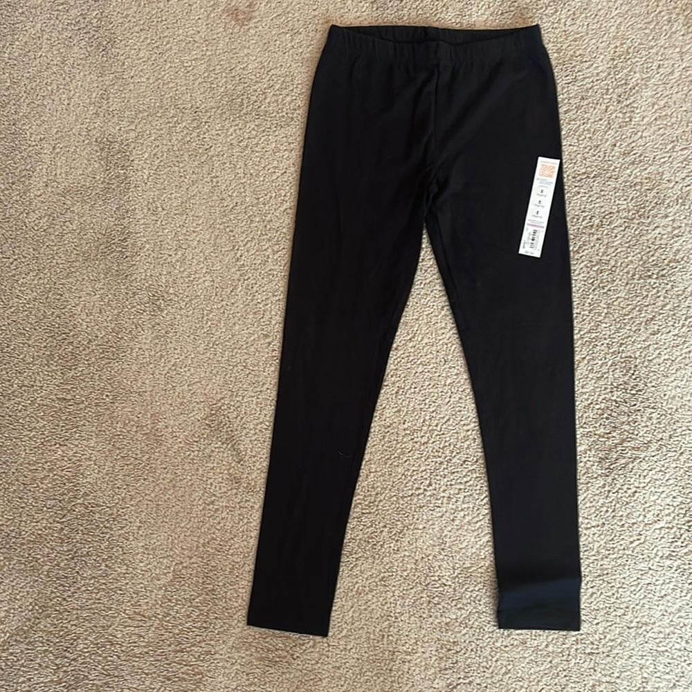 Black leggings